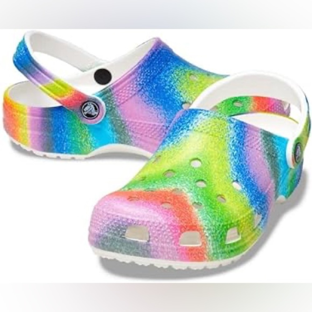 Crocs: rainbow color